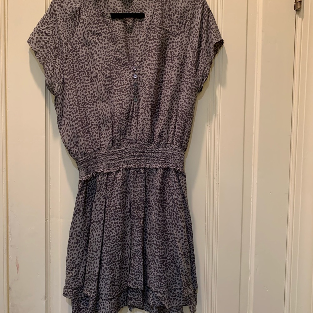 Adorable Rails mini dress. Terrific animal print. Versatile and comfortable